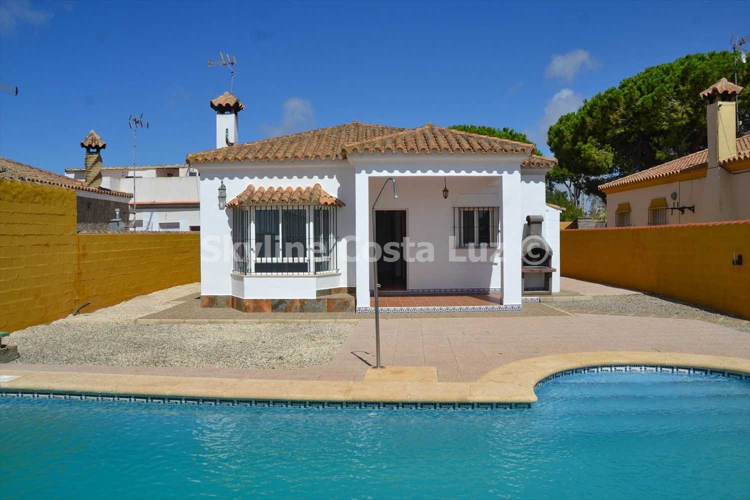 Casa nel Chiclana de la Frontera, Andalusia 10943201