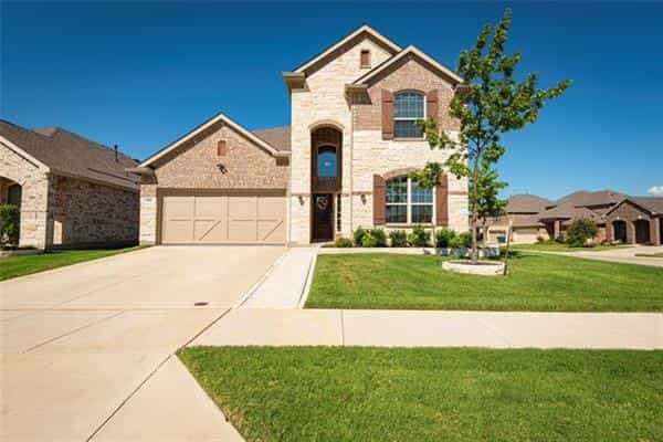 House in Parvin, Texas 10943474