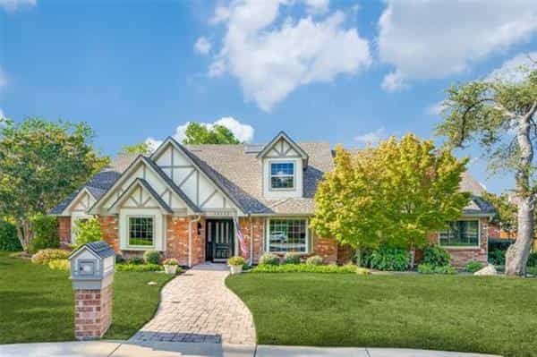 Huis in Addison, Texas 10943614