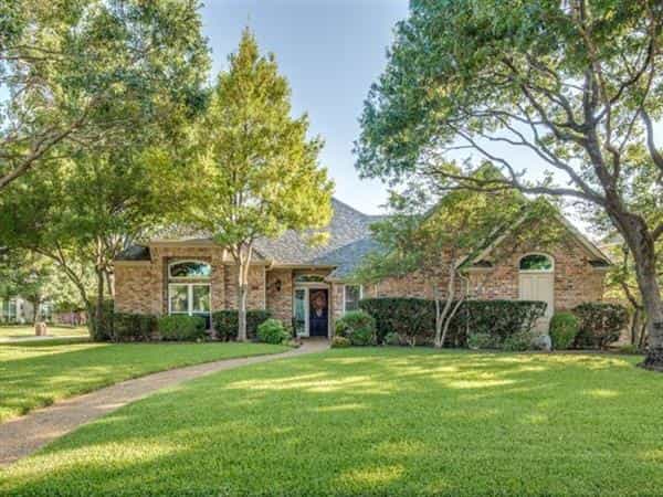 House in Plano, Texas 10943756