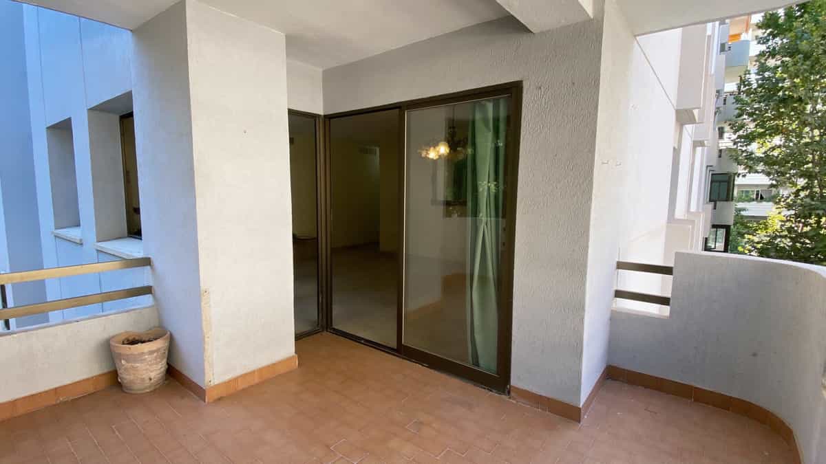 Condominio nel Marbella, Andalusia 10943818