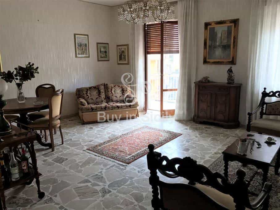 Квартира в Сіракузи, Сицилія 10943953