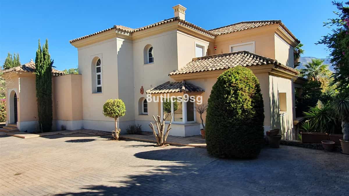 House in Marbella, Andalucía 10944343
