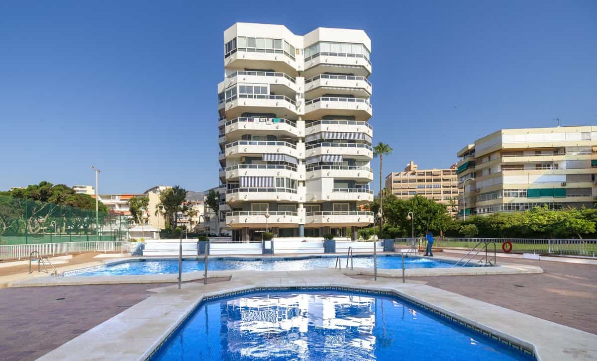 Condominium in Torremolinos, Andalusia 10944501