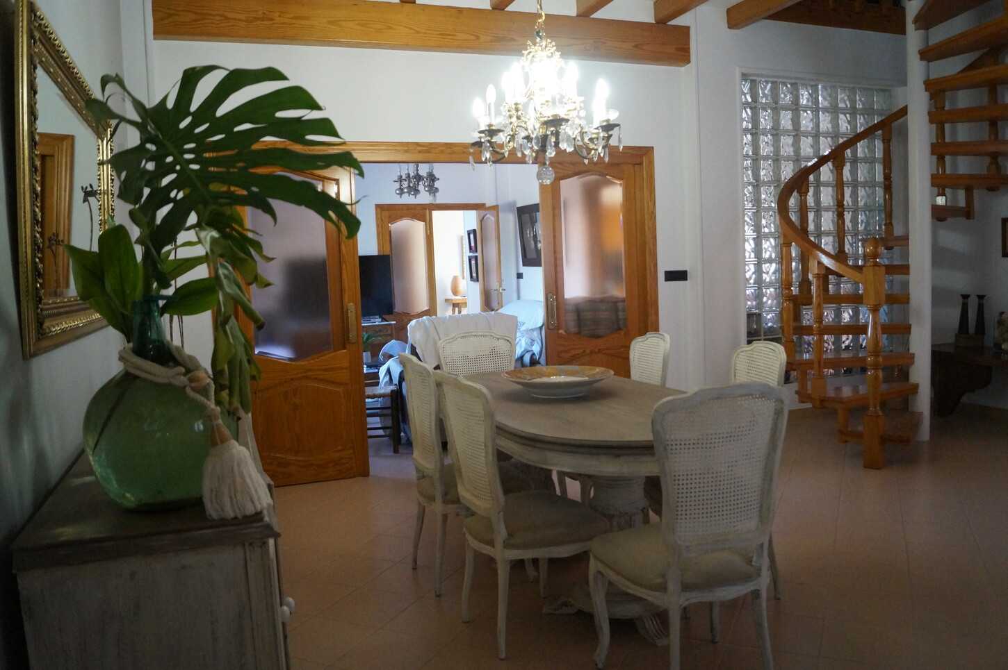 بيت في Oliva, Valencian Community 10945150