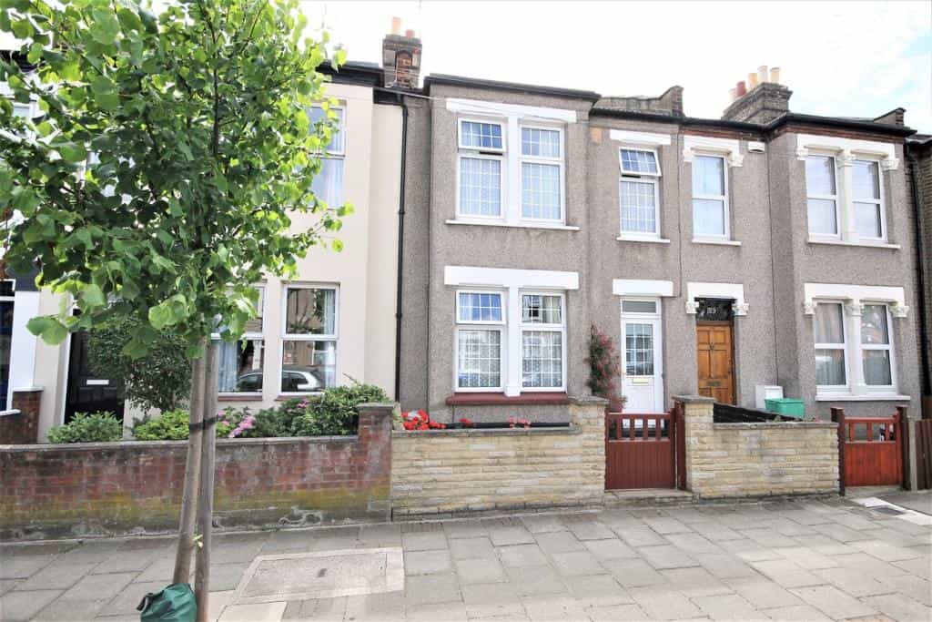 House in Elmers End, Bromley 10945484
