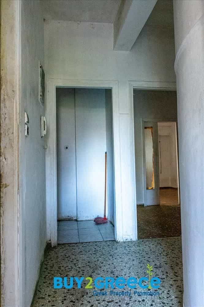 Квартира в Athina,  10945715