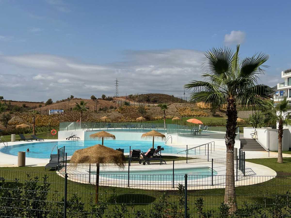 Condomínio no Fuengirola, Andalucía 10946001
