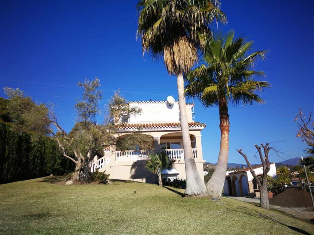 casa en Estepona, Andalucía 10946609