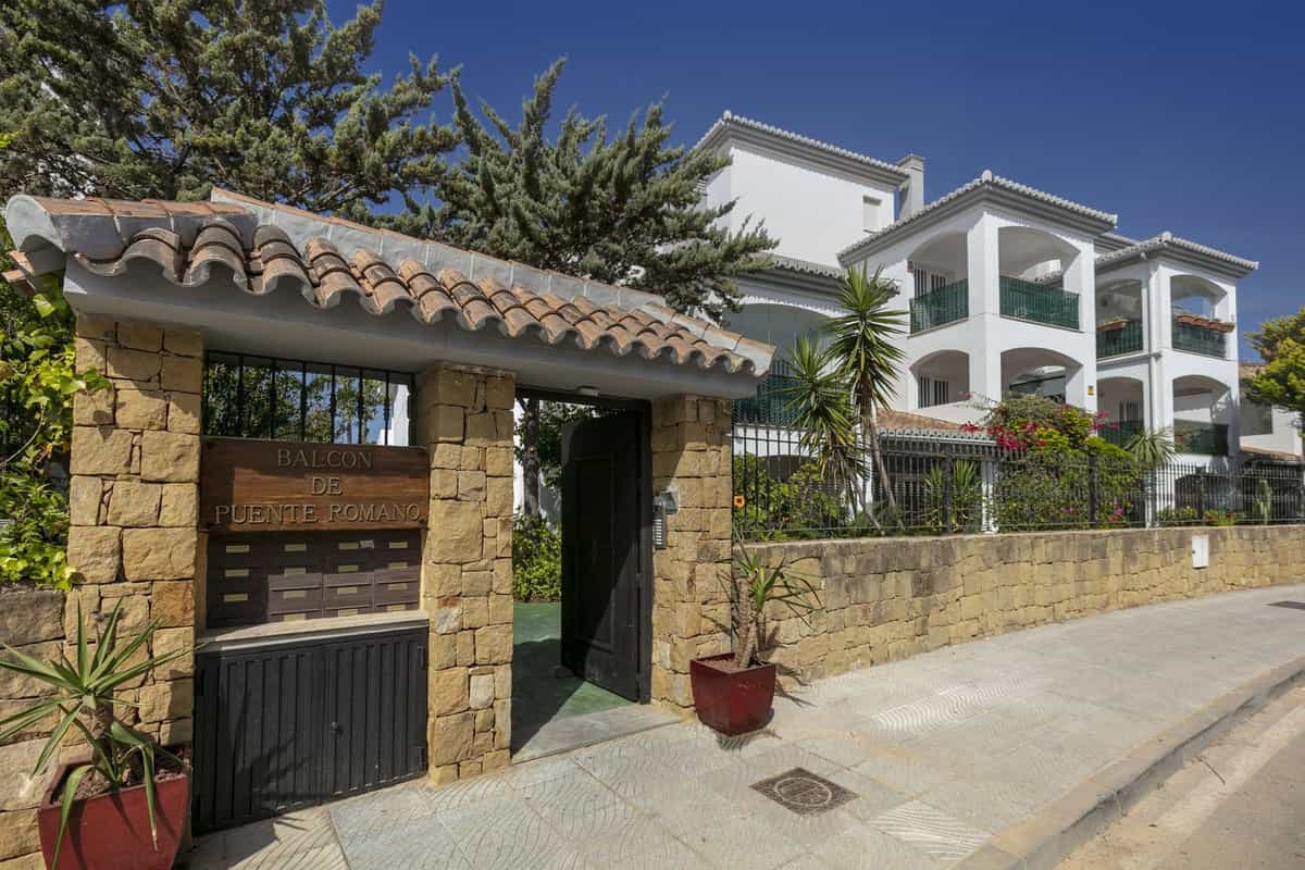 公寓 在 Marbella, Andalucía 10946681