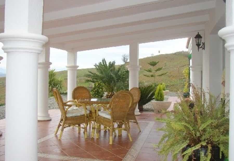 Casa nel Carratraca, Andalusia 10947595