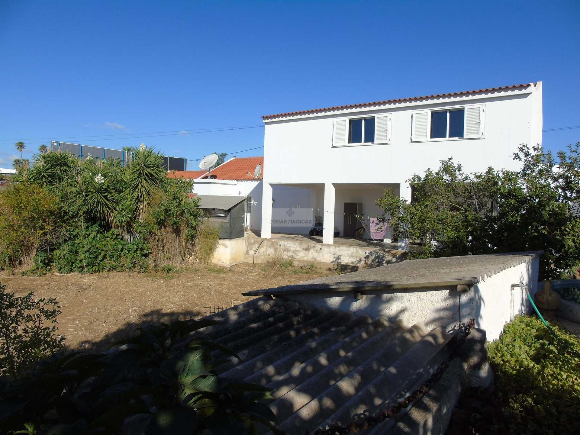 House in Mexilhoeira Grande, Faro 10947714