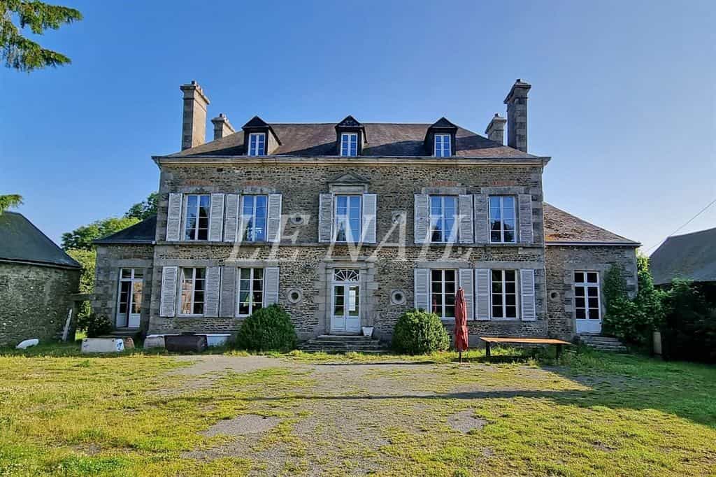 rumah dalam Saint-Germain-du-Corbeis, Normandie 10947857