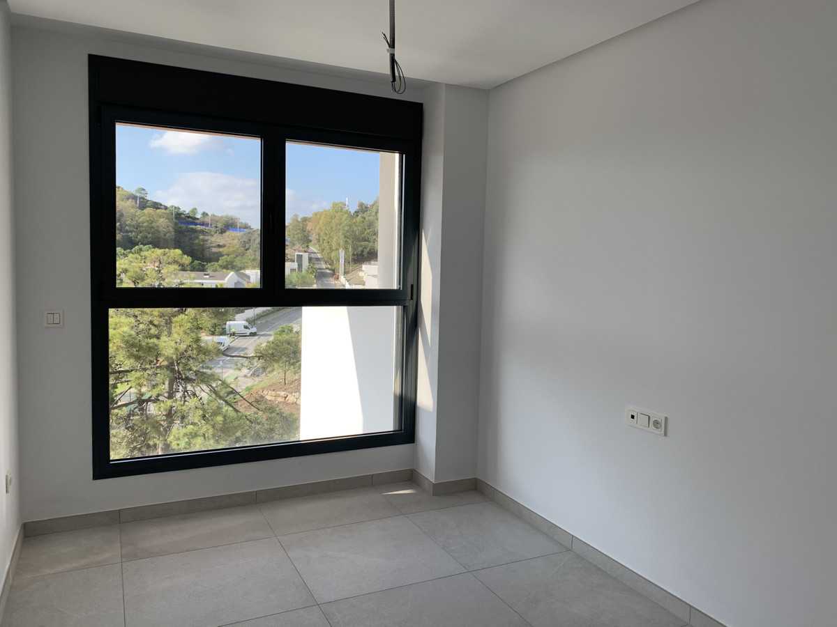 Condominium dans Benalmádena, Andalusia 10947870