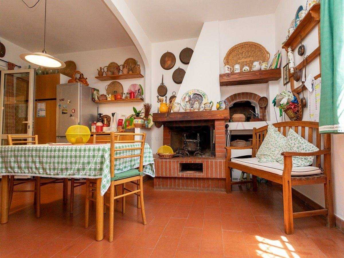 Talo sisään , Tuscany 10947938