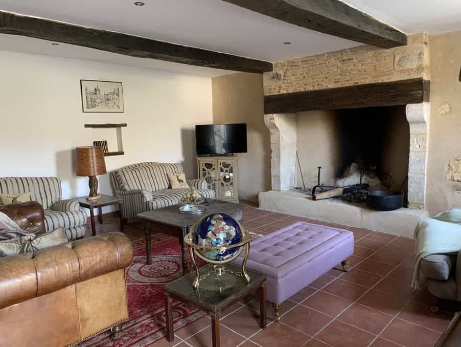 بيت في Bergerac, Nouvelle-Aquitaine 10947943