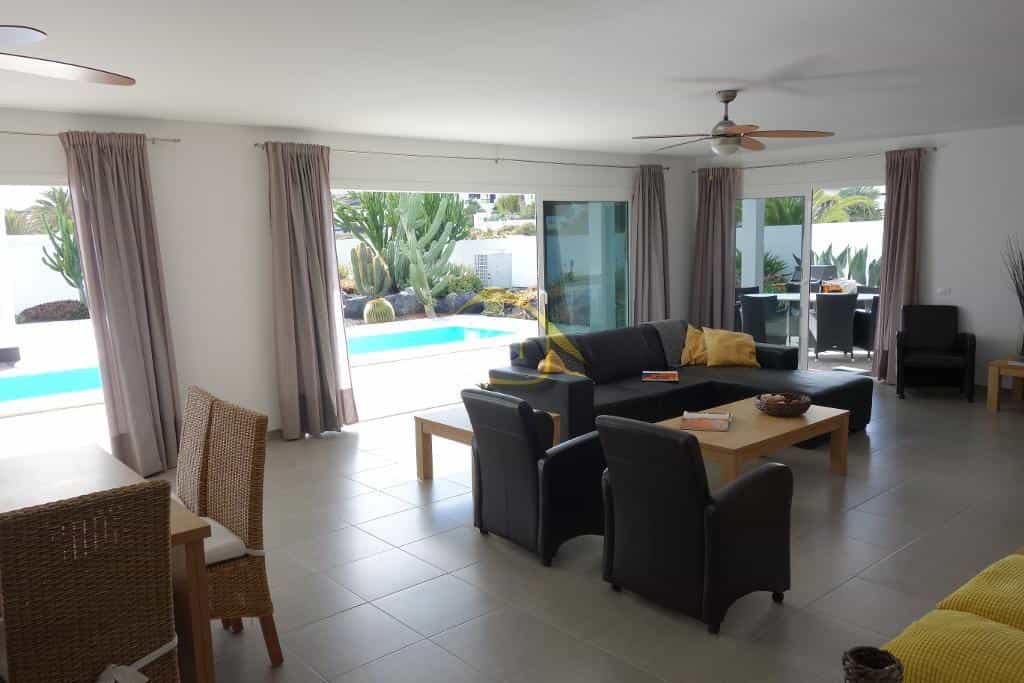 House in Teguise, Canary Islands 10948007