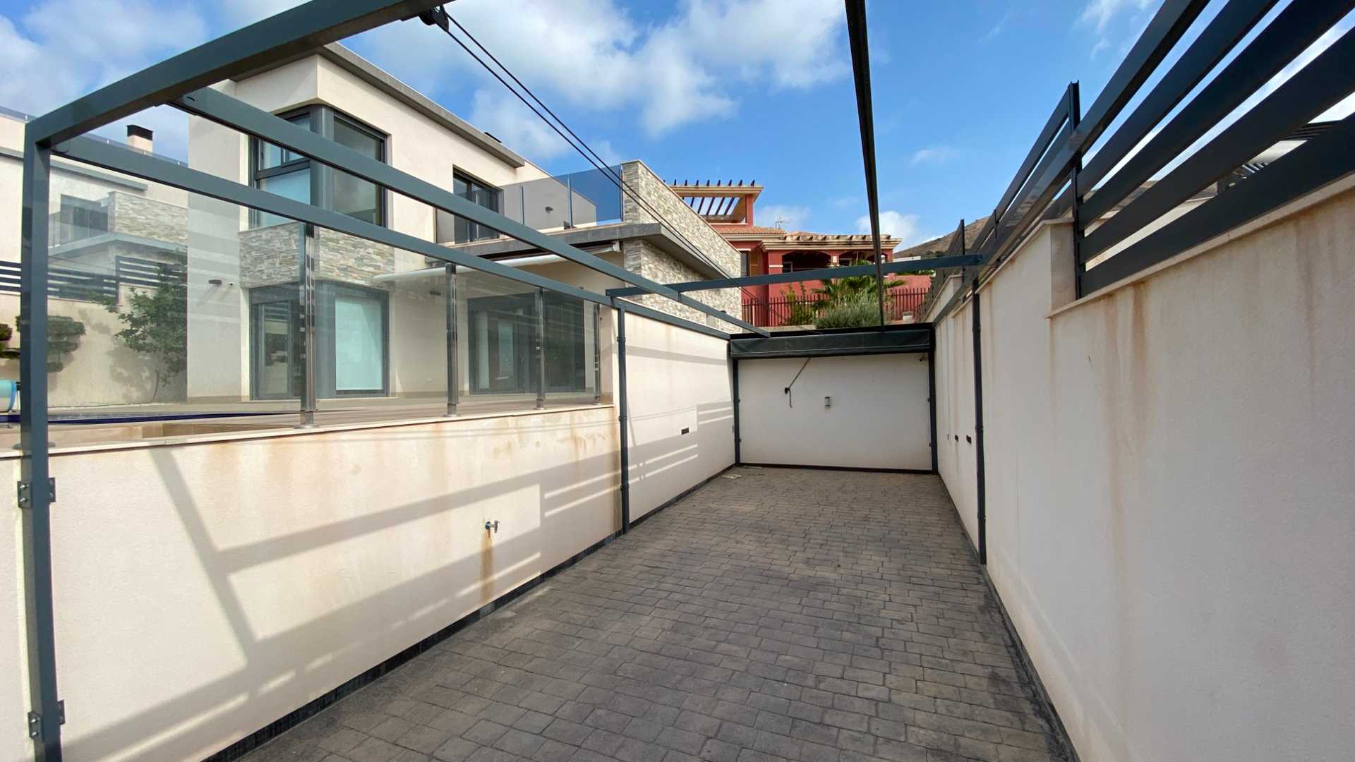 Haus im La Vila Joiosa, Comunidad Valenciana 10948012