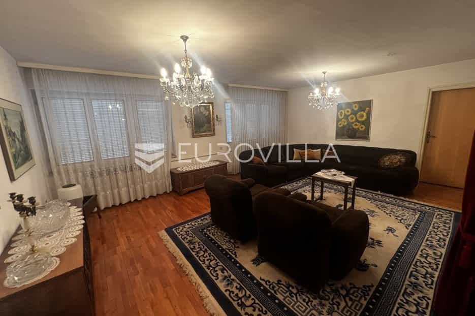 House in Bregana, Zagrebacka Zupanija 10948459