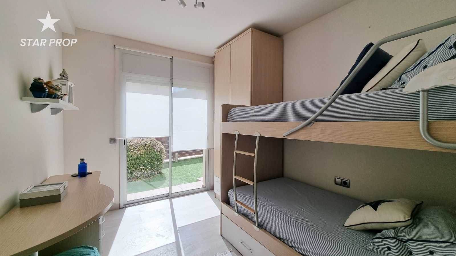 公寓 在 Llançà, Catalunya 10948788