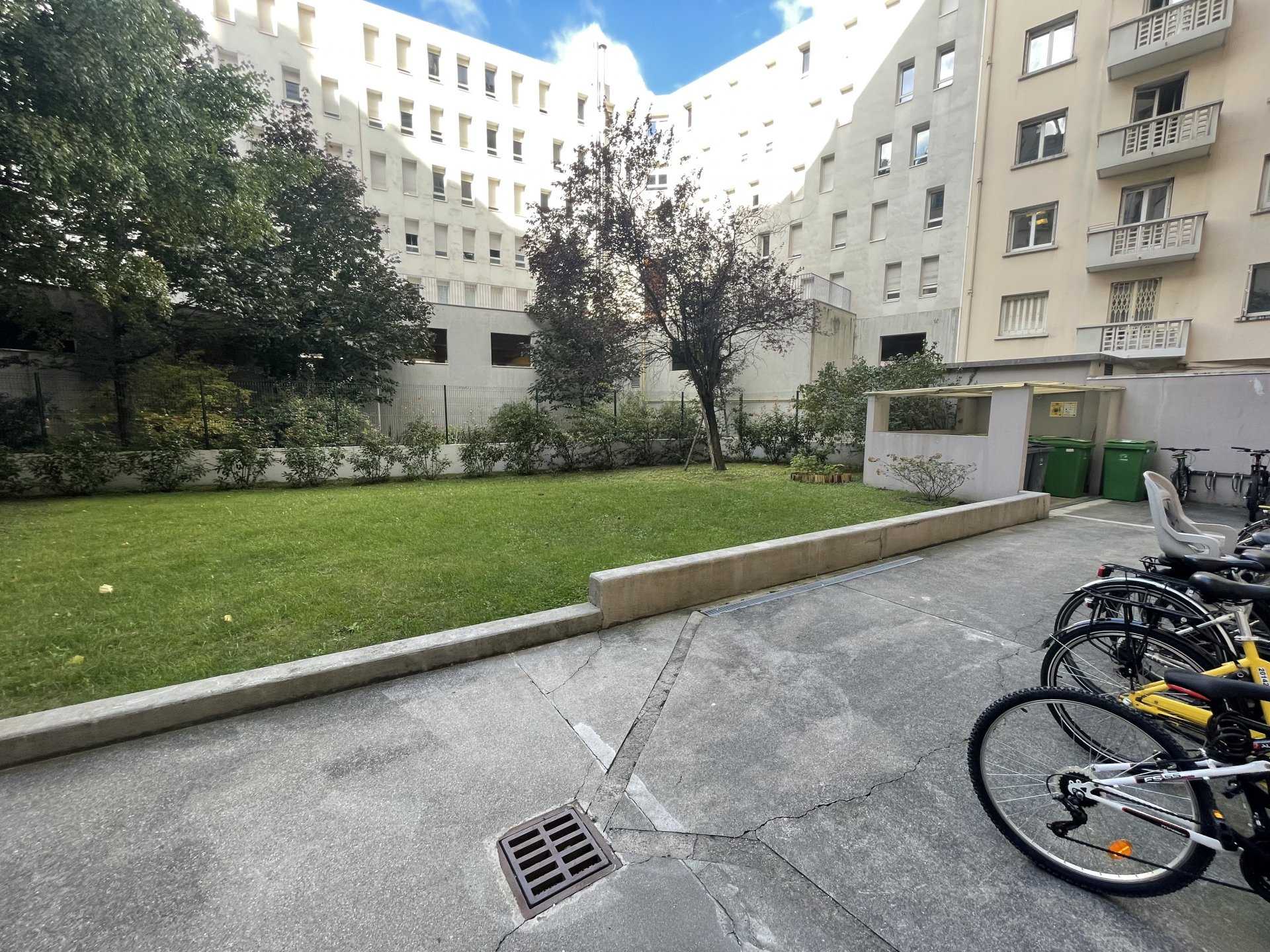 公寓 在 Grenoble, Isère 10951143