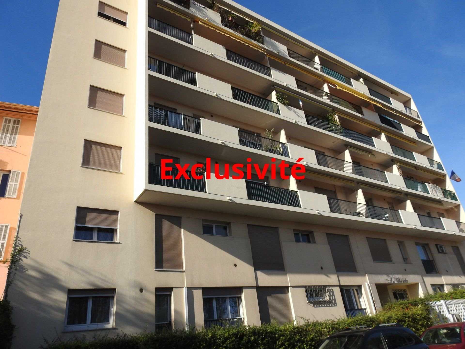 公寓 在 Grasse, 普羅旺斯-阿爾卑斯-藍色海岸 10951163