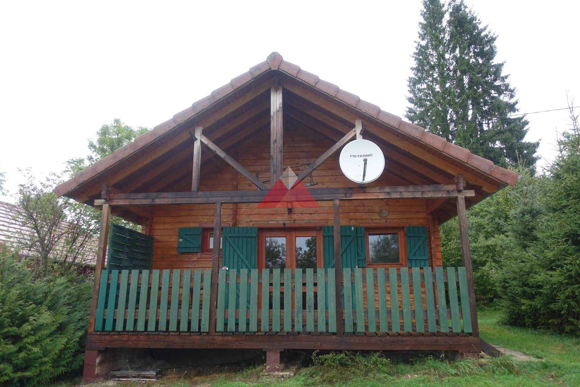 Residential in Lac-des-Rouges-Truites, Jura 10951172