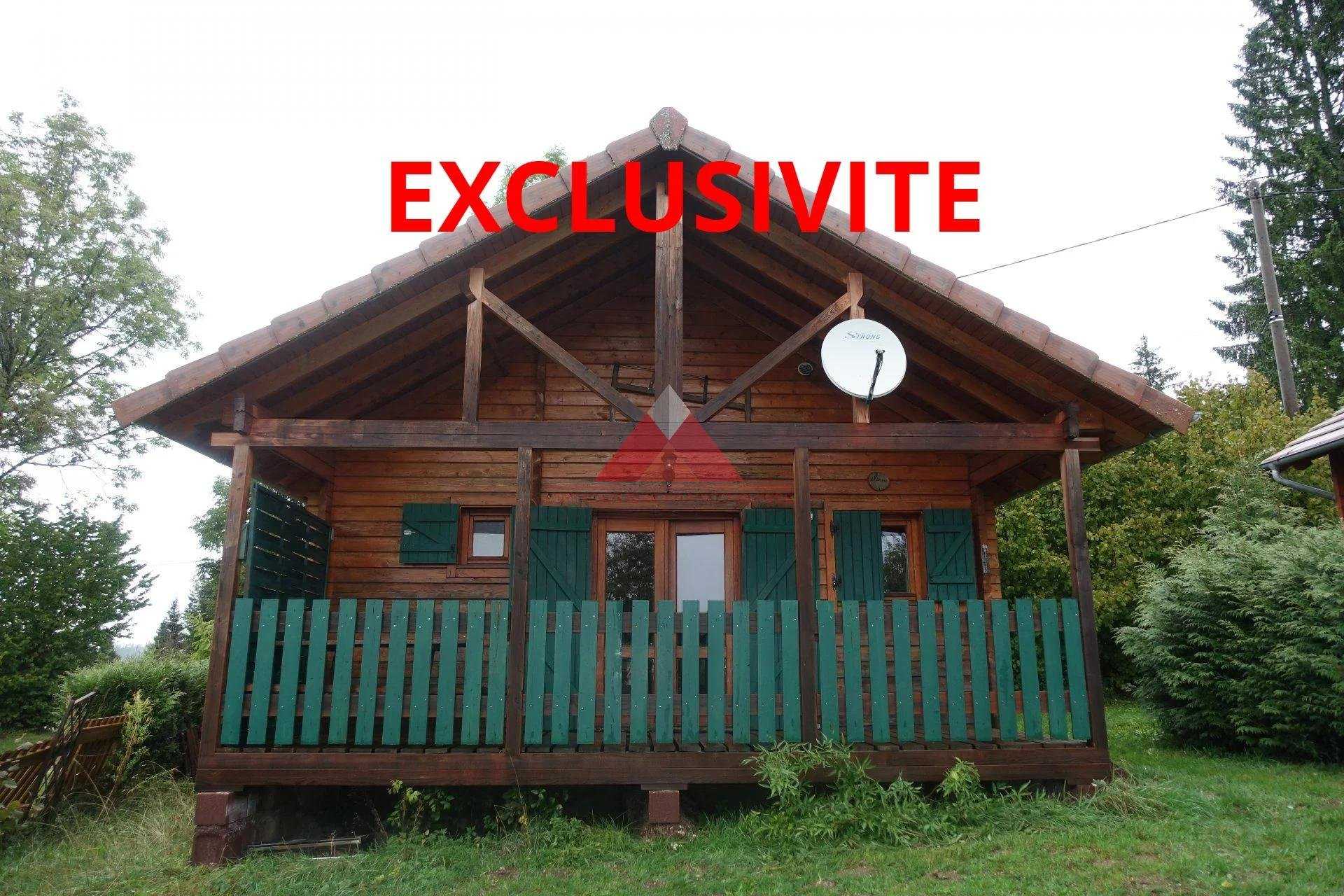 Residential in Lac-des-Rouges-Truites, Jura 10951173