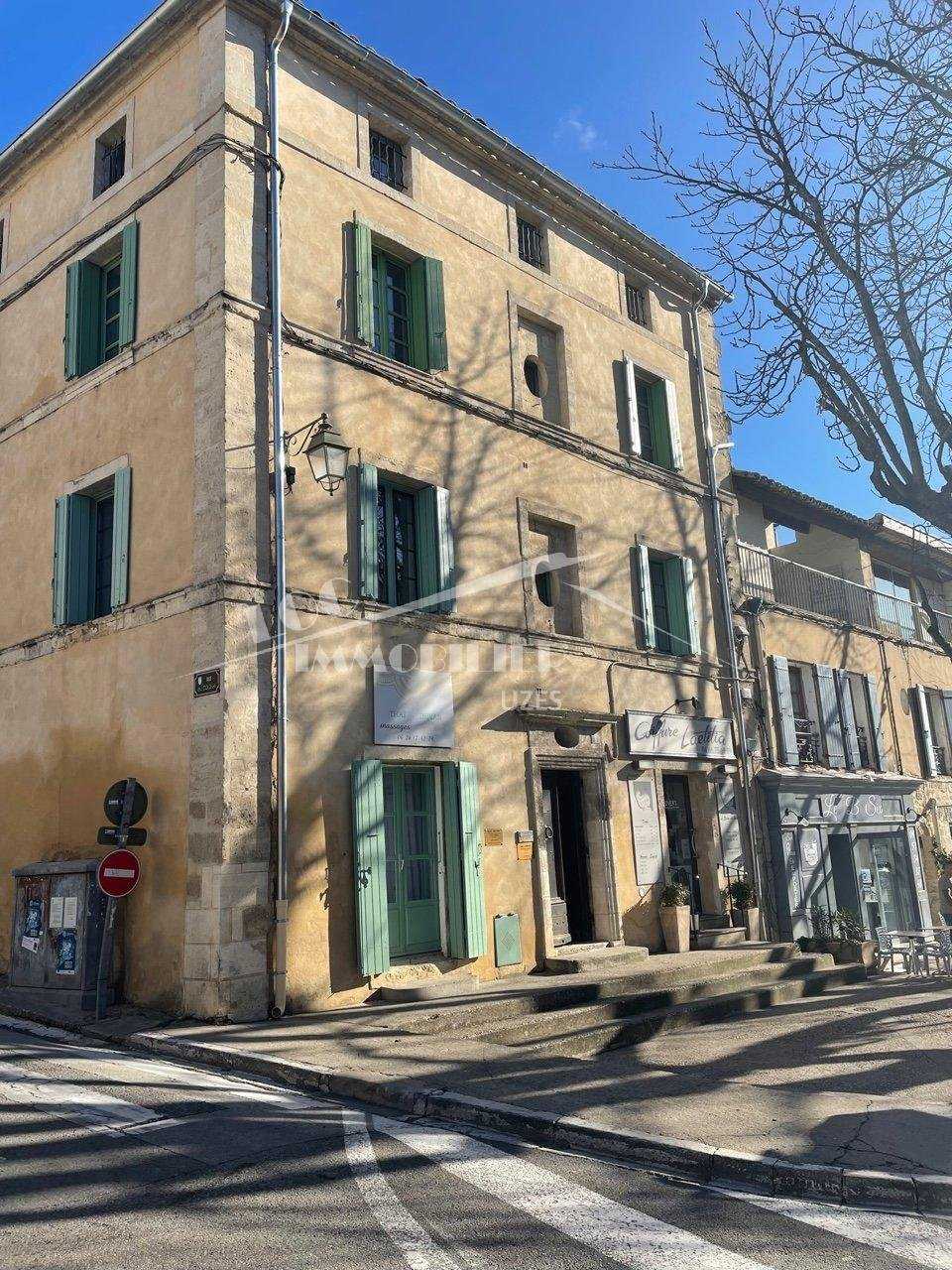 Condominium in Uzes, Occitanië 10951189