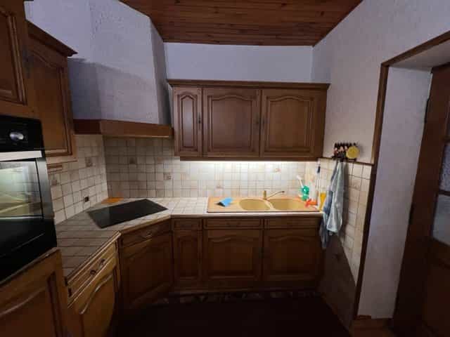 σπίτι σε Audun-le-Tiche, Moselle 10951196