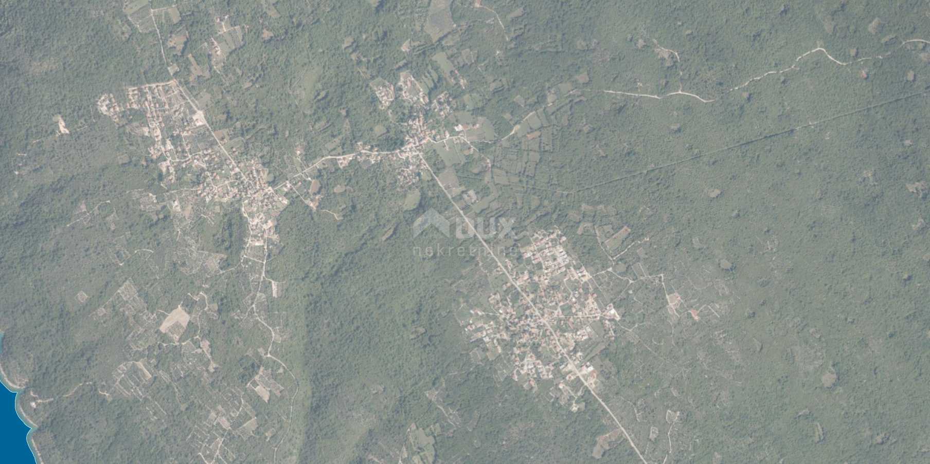 土地 在 Milohnići, Primorsko-goranska županija 10951237