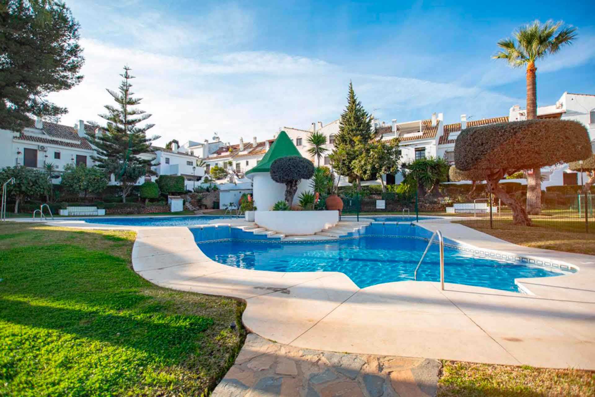 Multiple Houses in Marbella, Andalusia 10951398