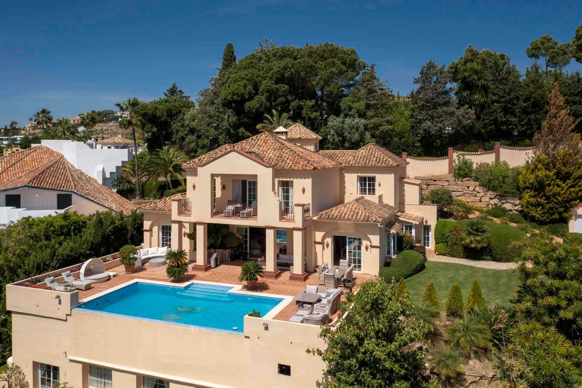 House in Benahavis, Andalusia 10951425