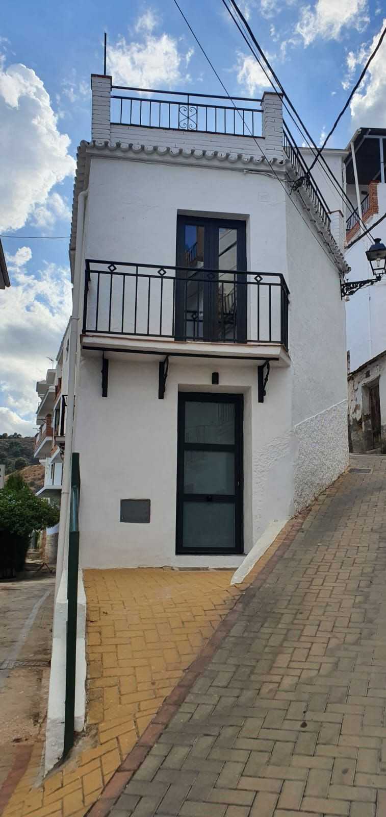 Condominium in Tolox, Andalusia 10951974