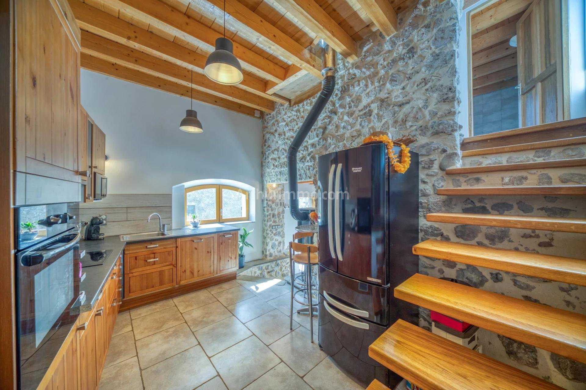 Casa nel Drumettaz, Alvernia-Rodano-Alpi 10952404