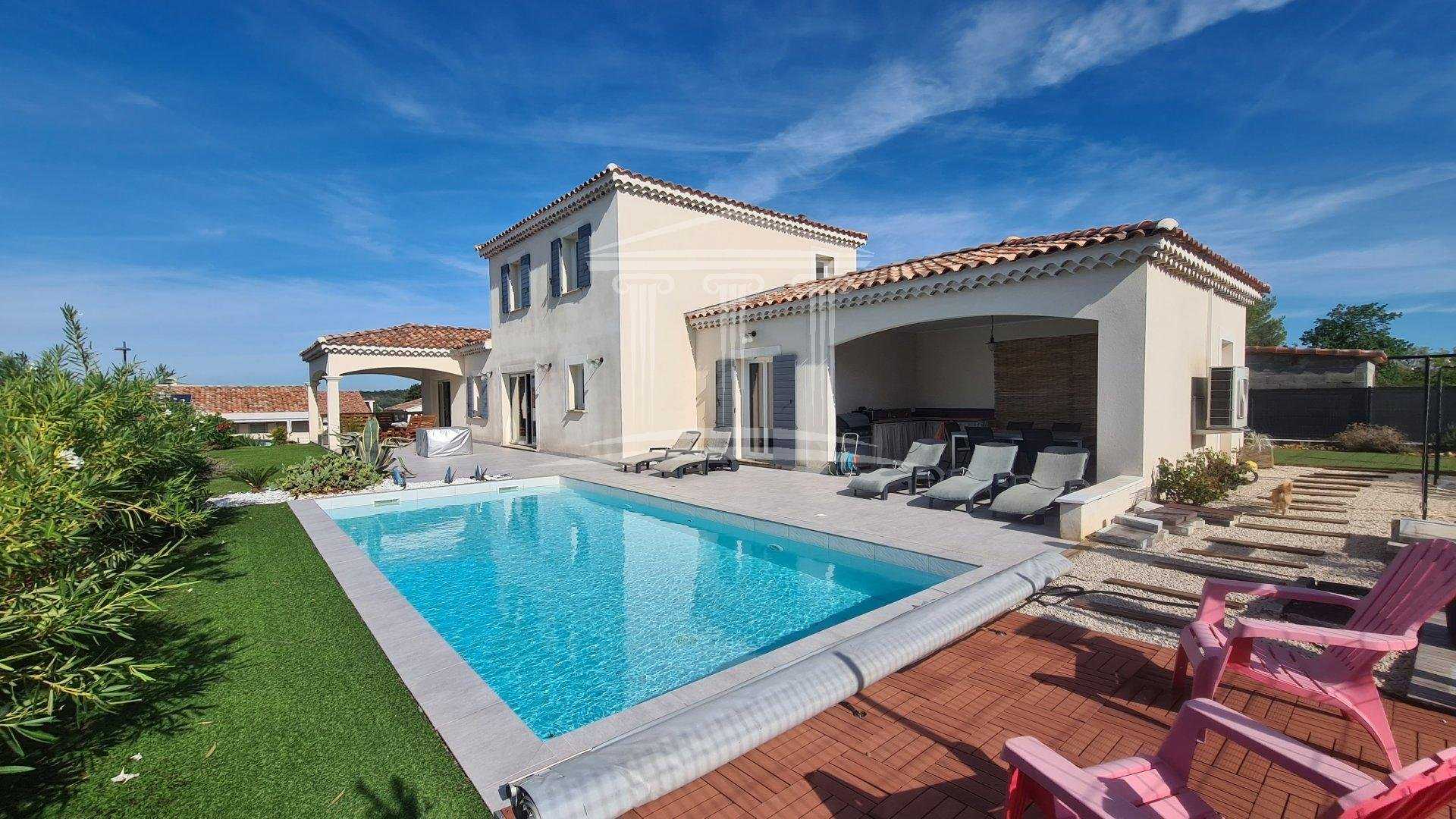 rumah dalam Bedarrides, Provence-Alpes-Côte d'Azur 10953009