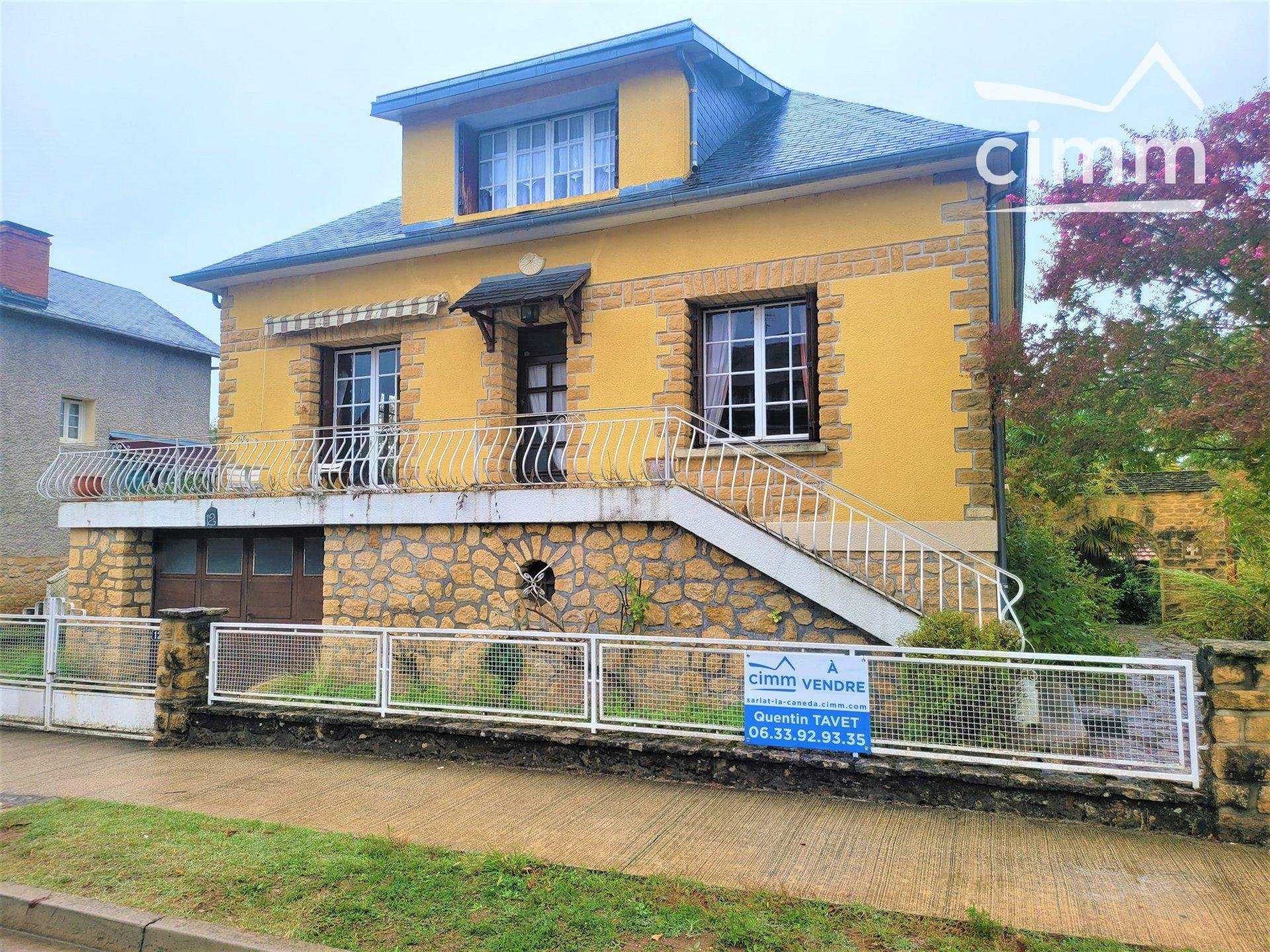 房子 在 Cenac, Nouvelle-Aquitaine 10953035