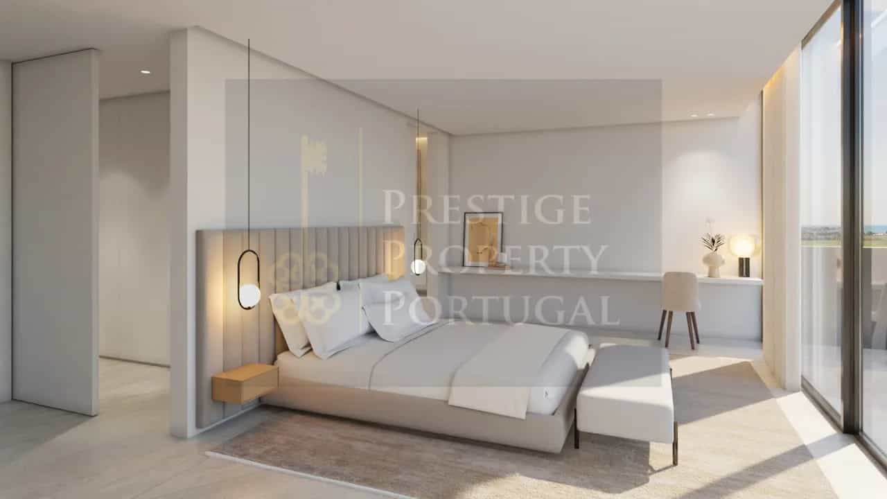 Condominium dans Quarteira, Faro 10953090