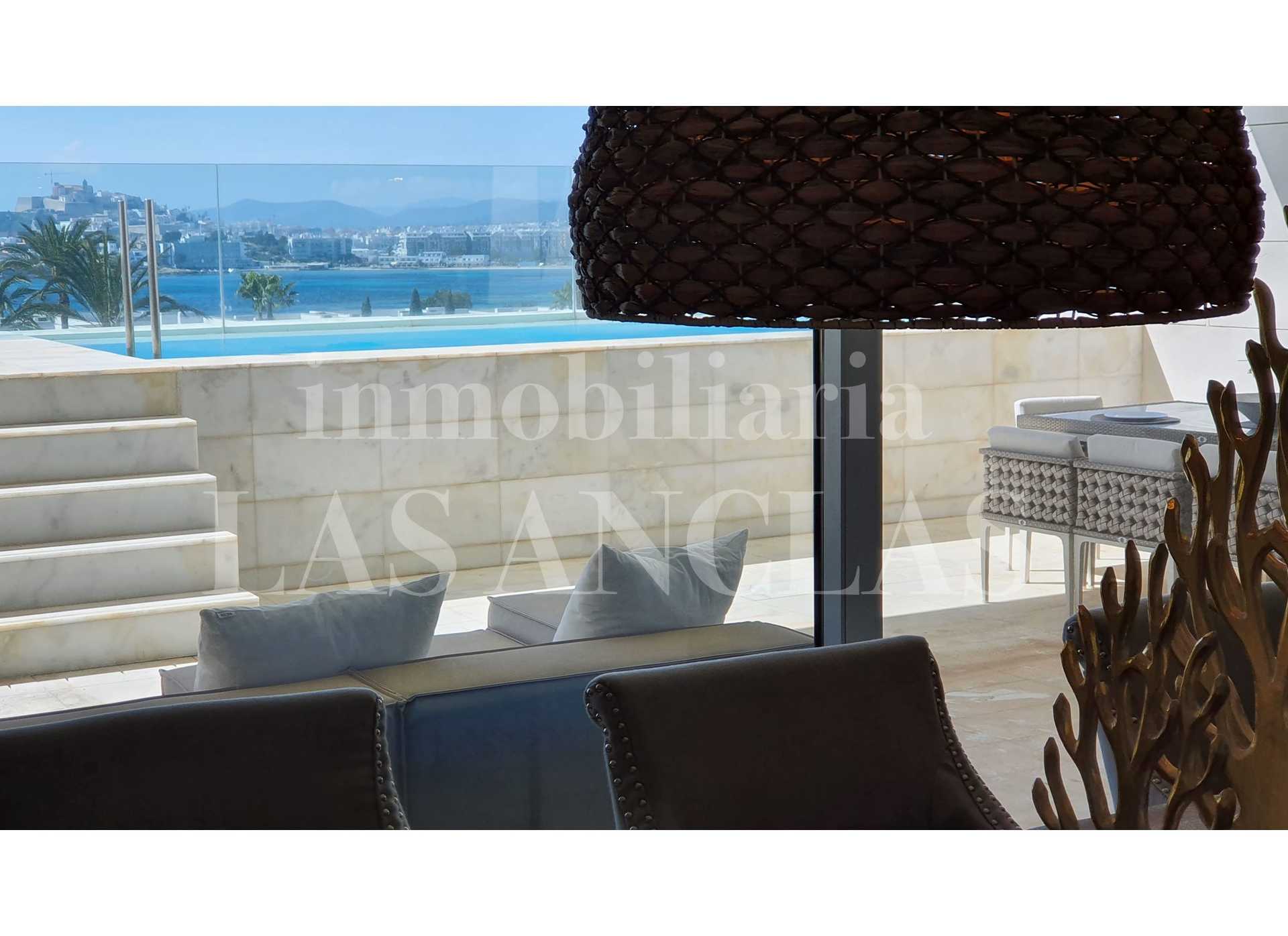 Condominium in Ibiza, Balearic Islands 10953133