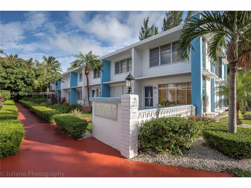 House in Bay Harbor Islands, Florida 10953188
