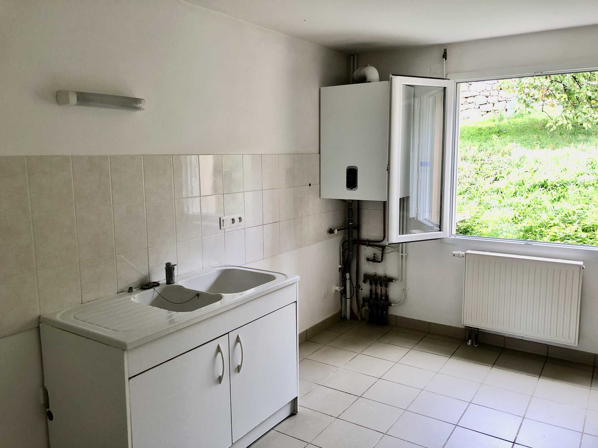 公寓 在 Veranne, Auvergne-Rhone-Alpes 10954218