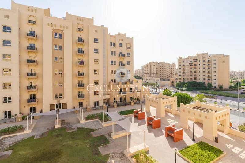 Condominium in Dubai, Dubai 10954485