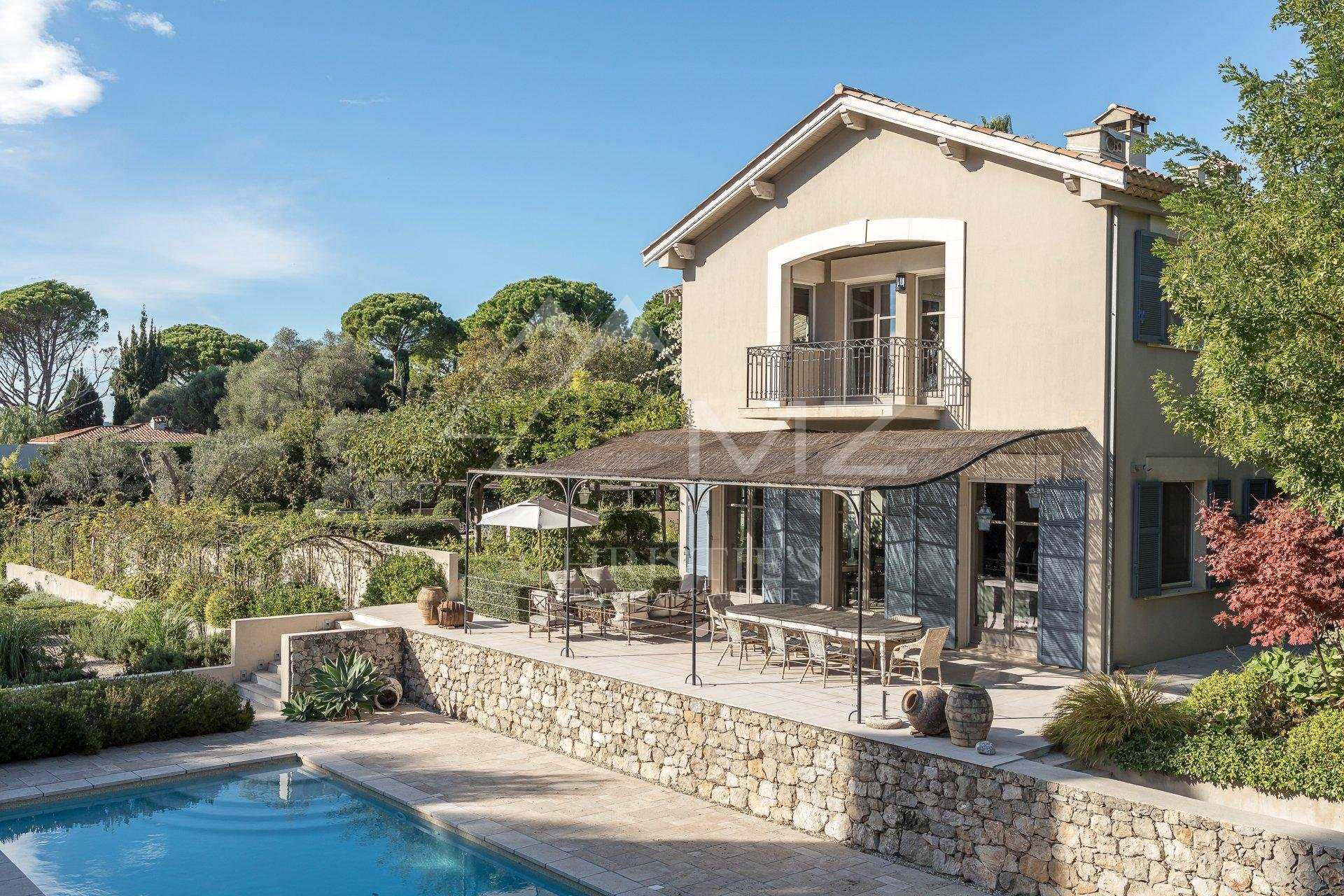 Huis in Antibes, Alpes-Maritimes 10956084