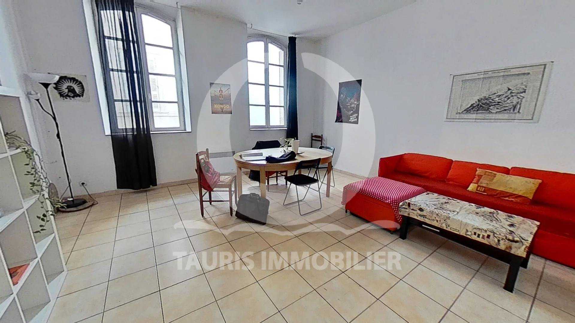 Condominium in Marseille, Provence-Alpes-Côte d'Azur 10956120