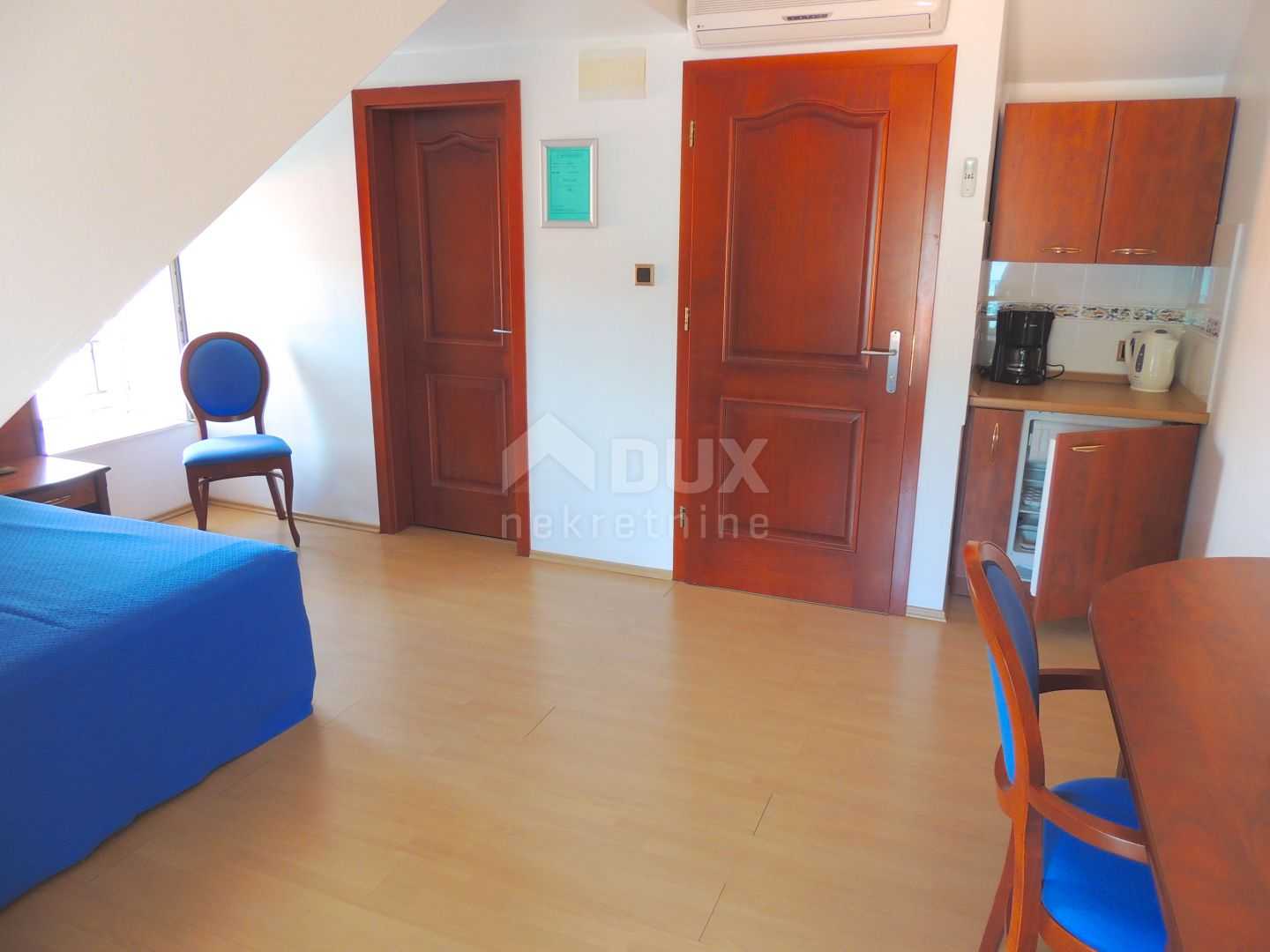 casa en Mali Ston, Dubrovnik-Neretva County 10956345