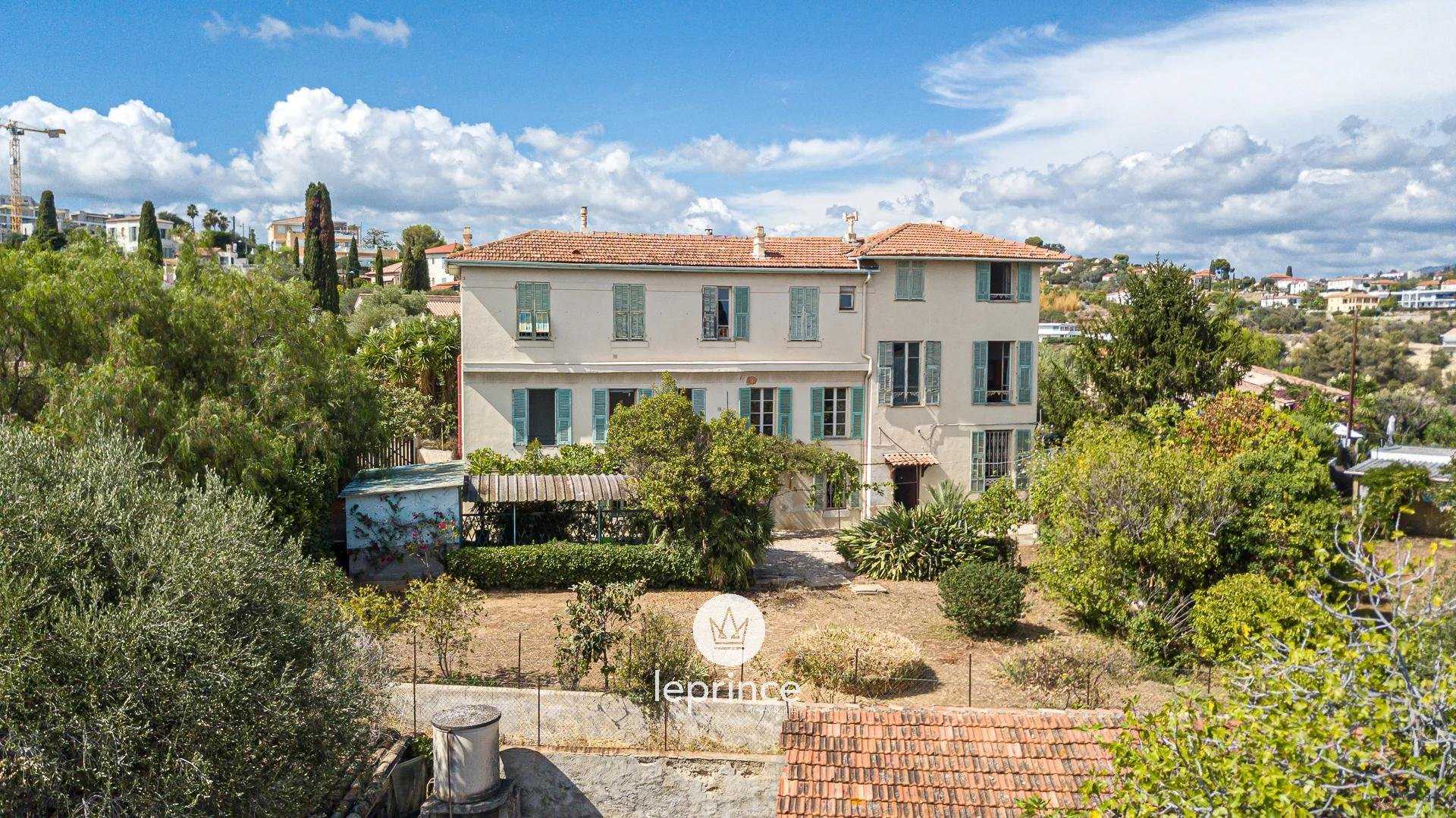 House in Sainte-Helene, Provence-Alpes-Cote d'Azur 10957348