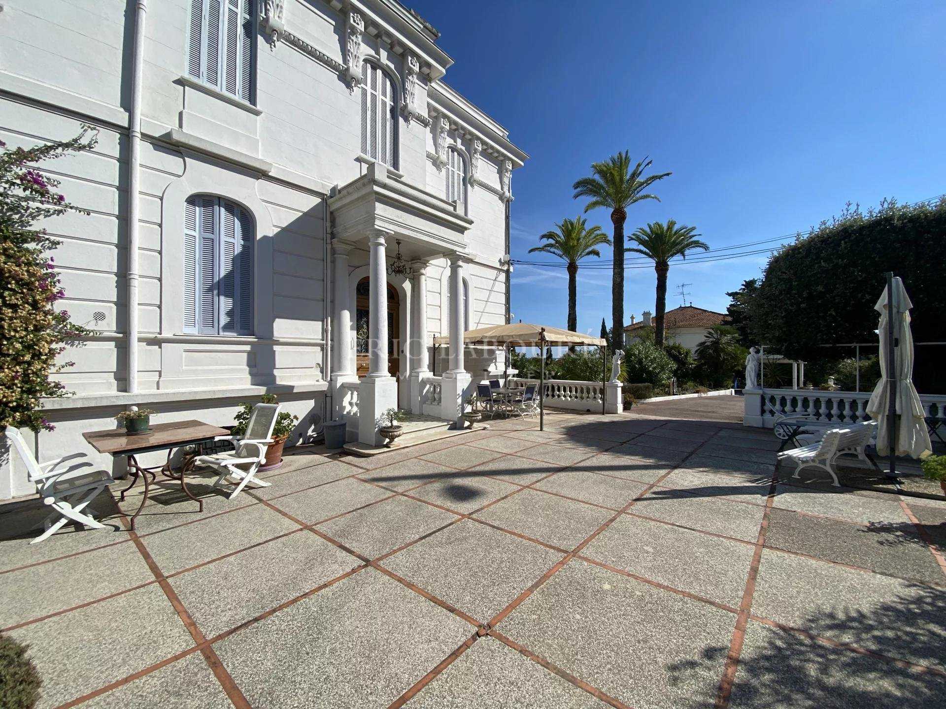 Residenziale nel Cannes, Alpes-Maritimes 10957353
