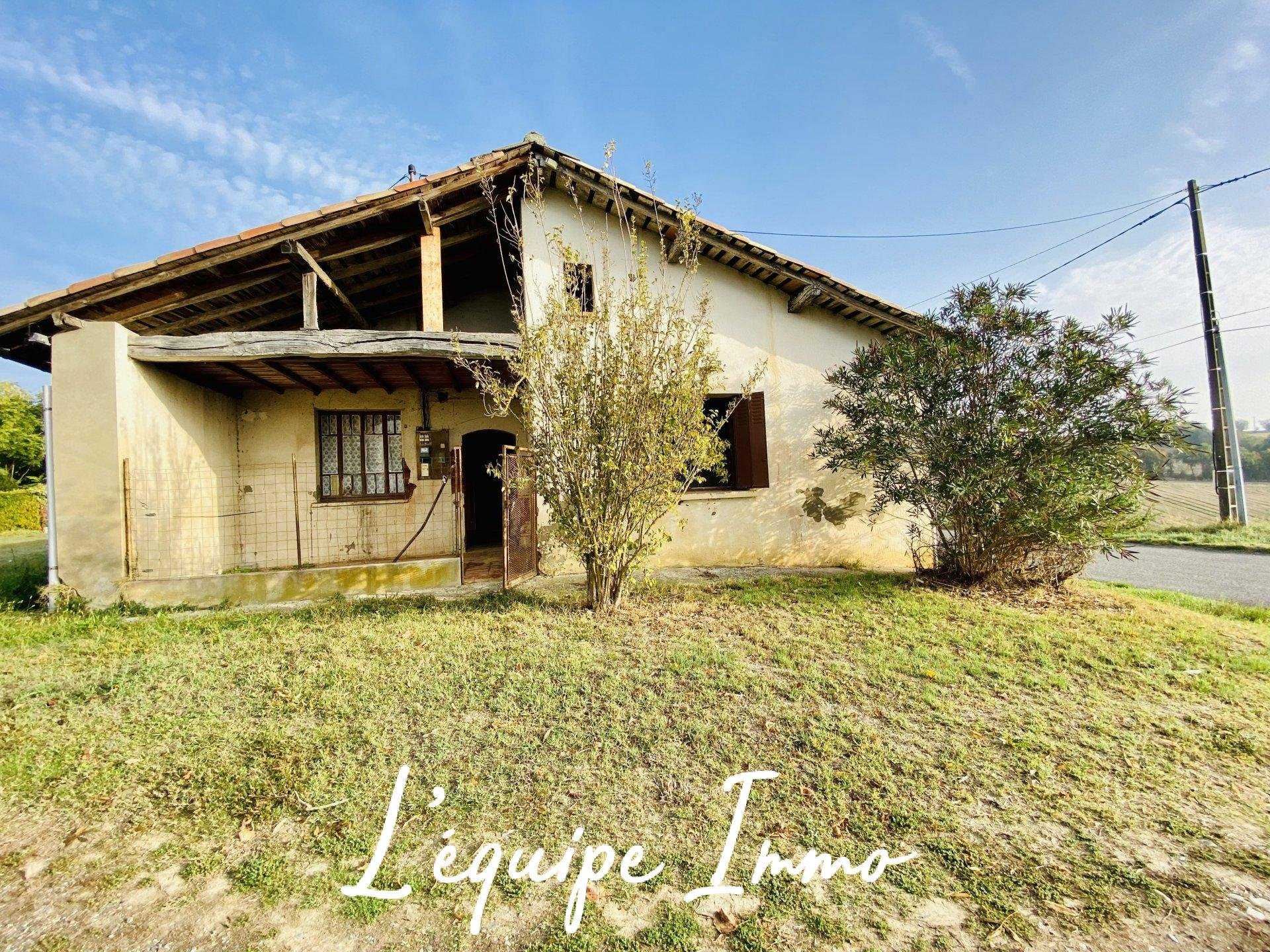 House in L'Isle-Jourdain, Occitanie 10957393