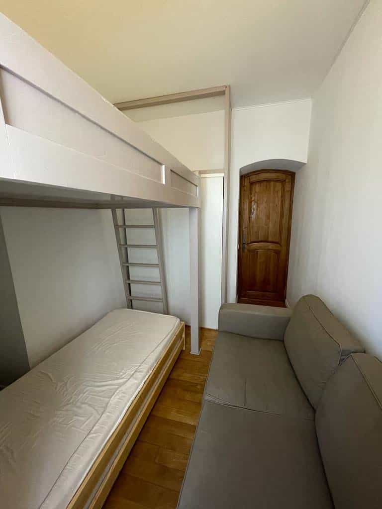 Condominium in Calvi, Haute-Corse 10957401