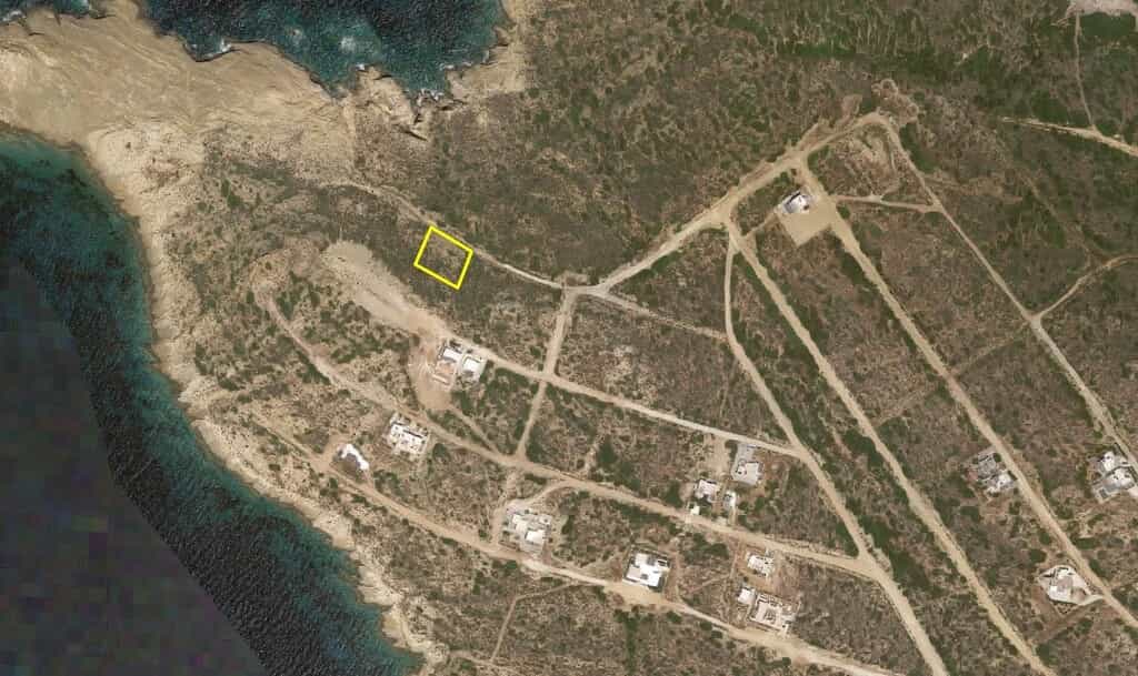 Land in Antiparos, Notio Aigaio 10957703
